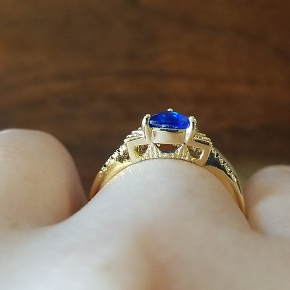 Cleopatra Ring - Picture 3 of 5